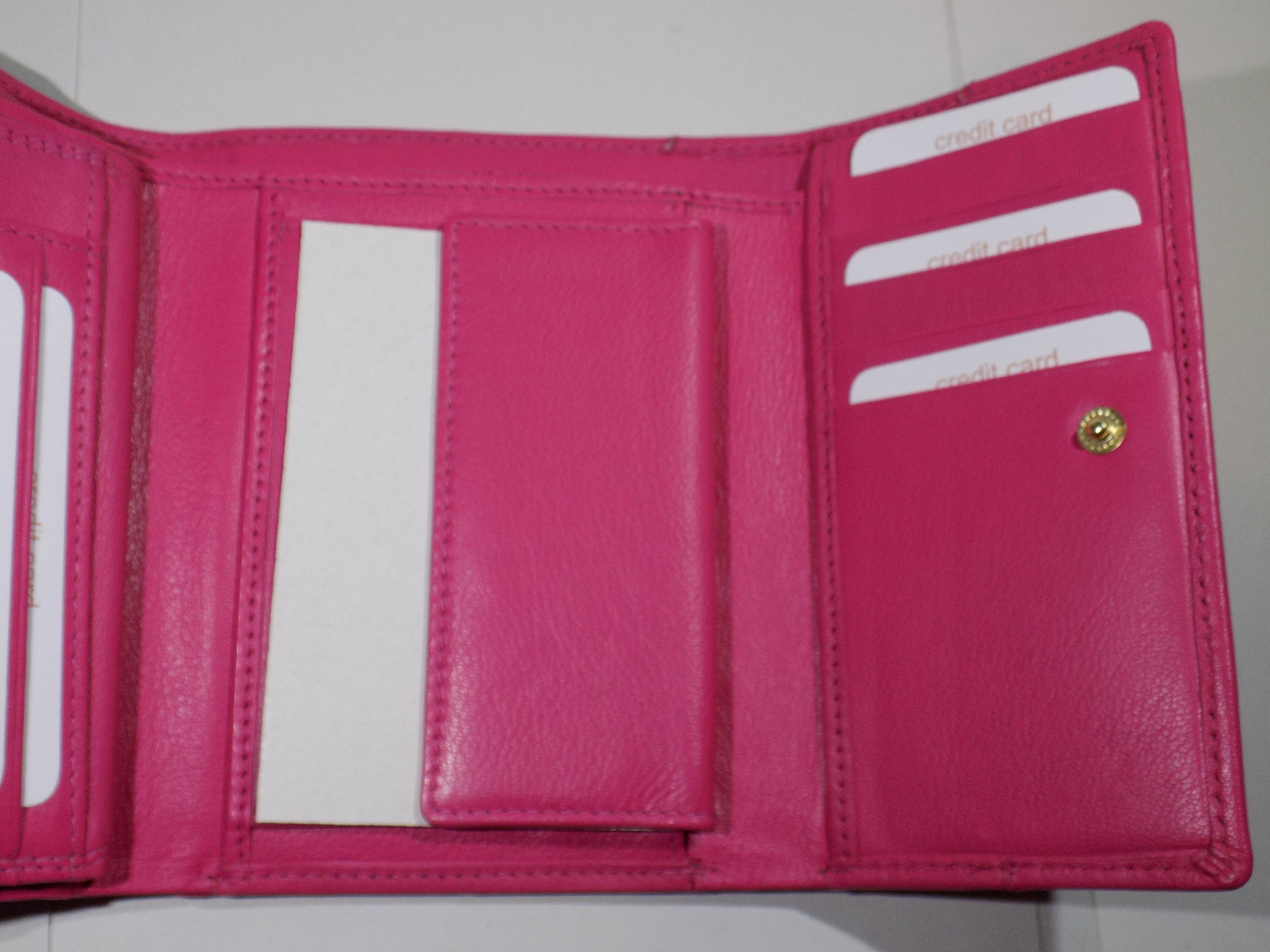 Laura Biagiotti Women's Wallet in Genuine Leather – Elegant Model LB-26S-763-31