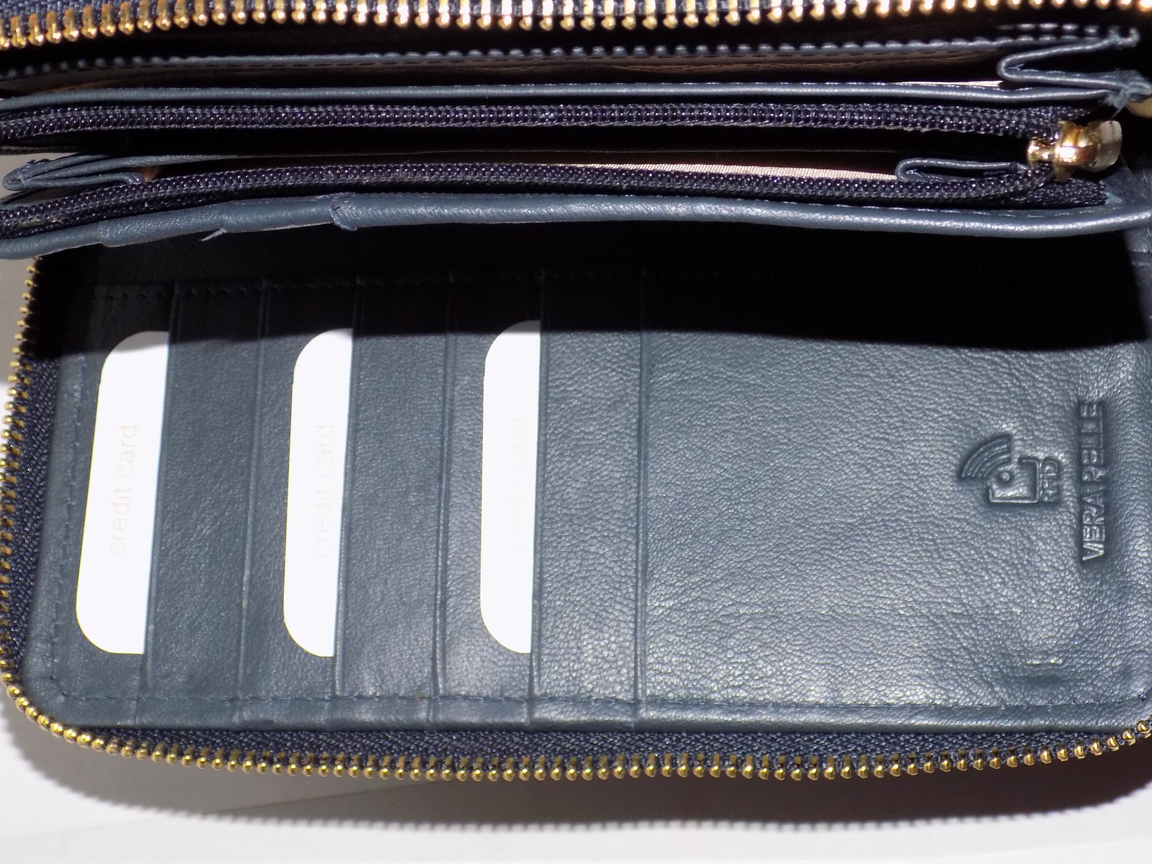 Laura Biagiotti Women's Wallet in Genuine Leather – Elegant Model LB26S-762-38